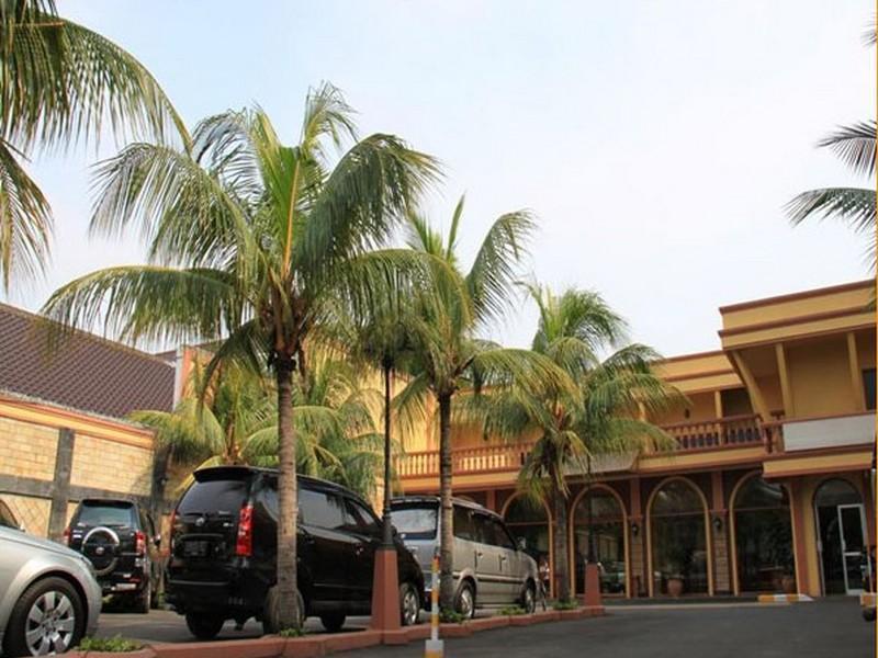 Hotel Kalisma Jakarta Exterior foto